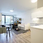Bright & Spacious - Garage & Balcony *